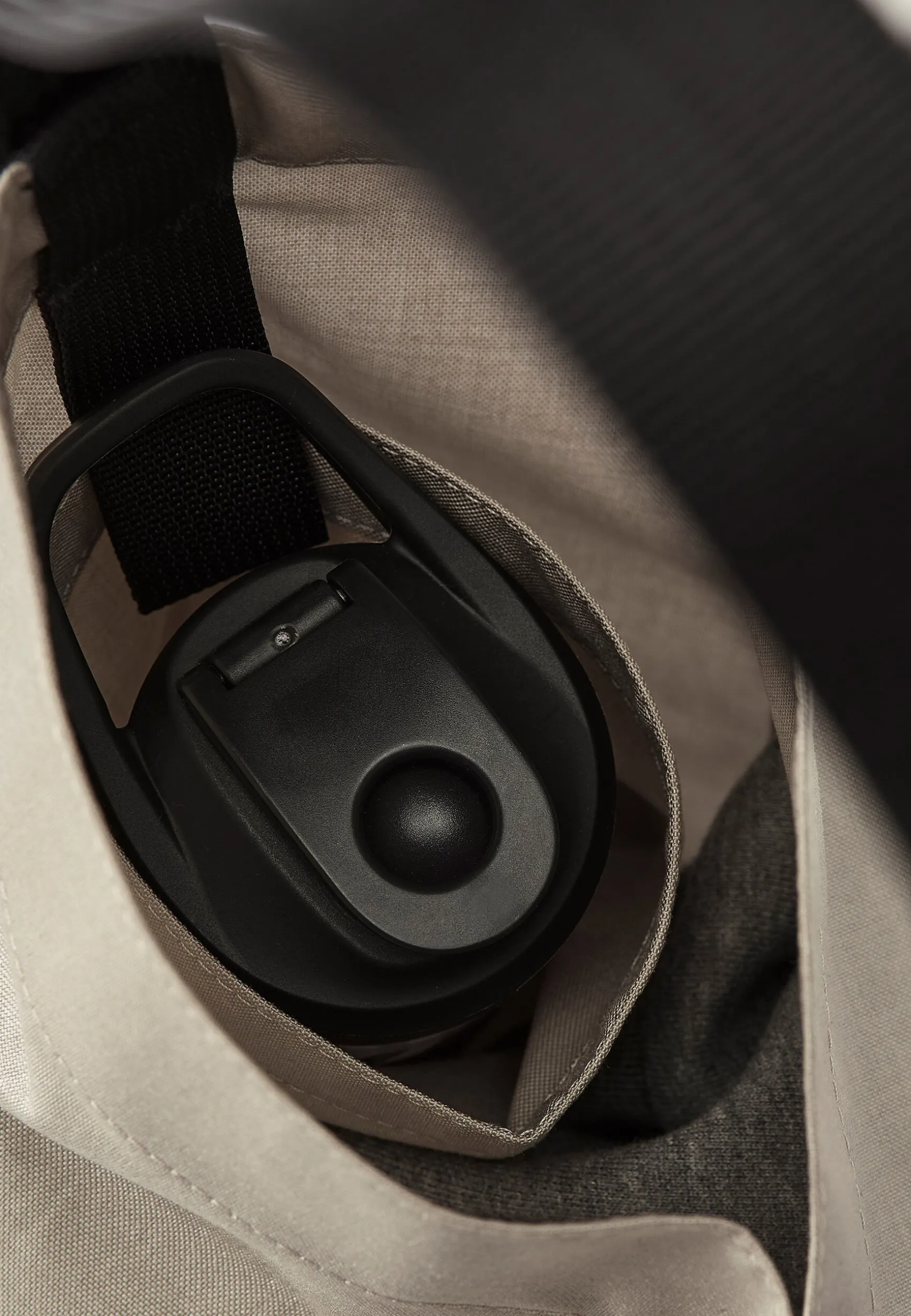 Bags & Luggage<BMW Lifestyle BMW Applied Tag Shoulder Bag beige