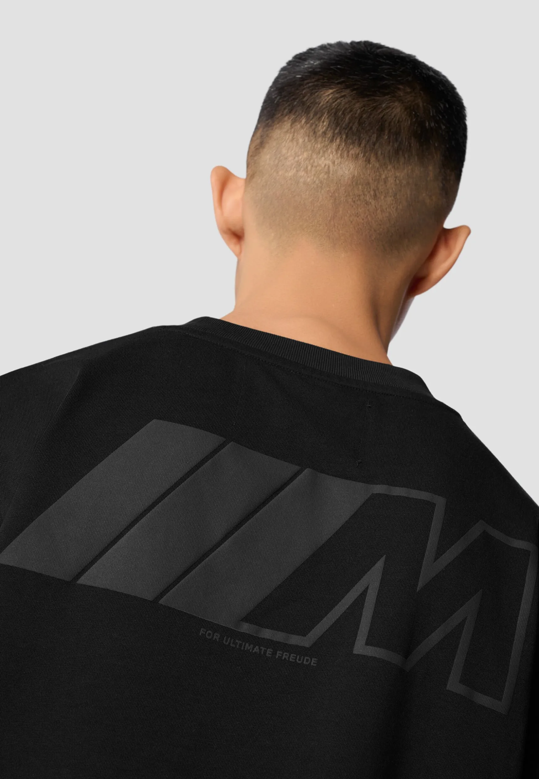 bmw_m_oversized_long_sleeve_tshirt_3-2.webp Hoodies<BMW Lifestyle BMW M Oversized Long Sleeve T-shirt black