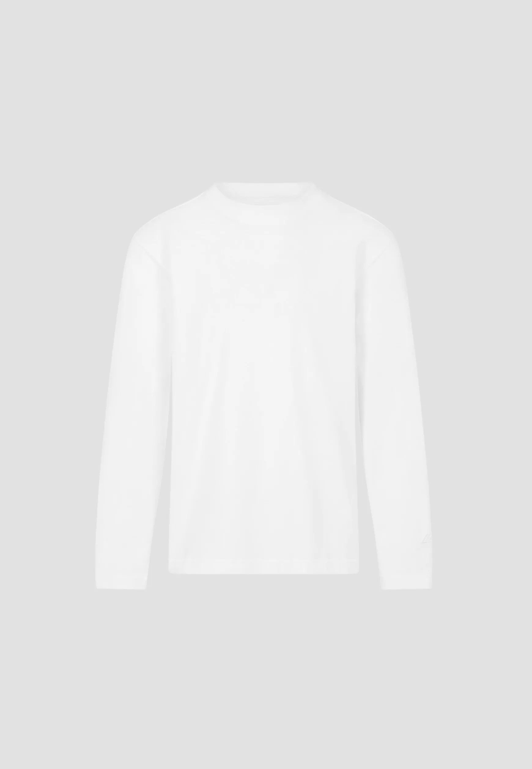 bmw_m_oversized_long_sleeve_tshirt_4.webp T-shirts<BMW Lifestyle BMW M Oversized Long Sleeve T-shirt