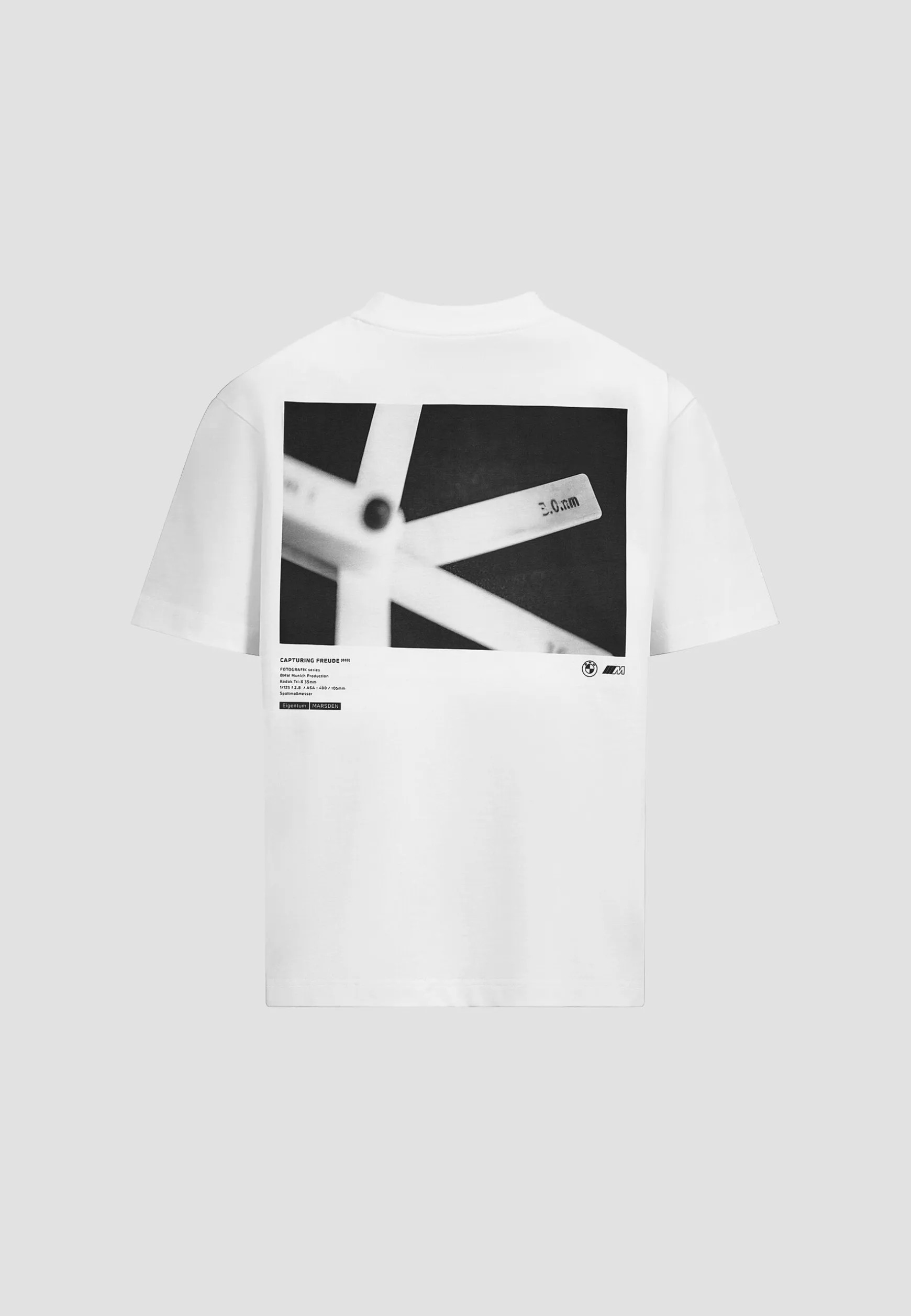 bmw_m_oversized_short_sleeve_tshirt_4-2.webp T-shirts<BMW Lifestyle BMW M Oversized Short Sleeve T-shirt white