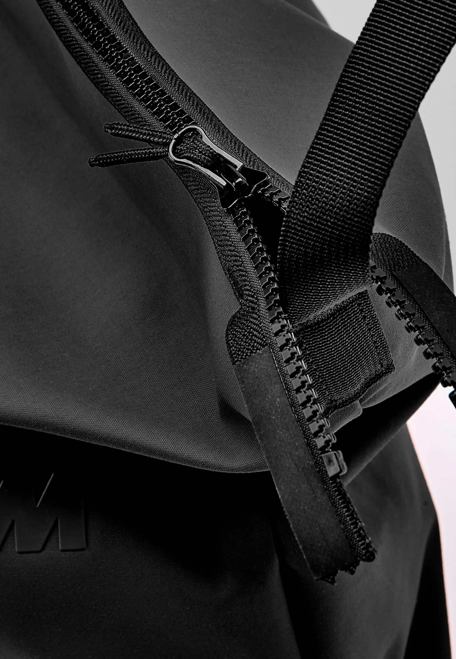 bmw_m_shoulder_bag_10.webp Bags & Luggage<BMW Lifestyle BMW M Shoulder Bag black
