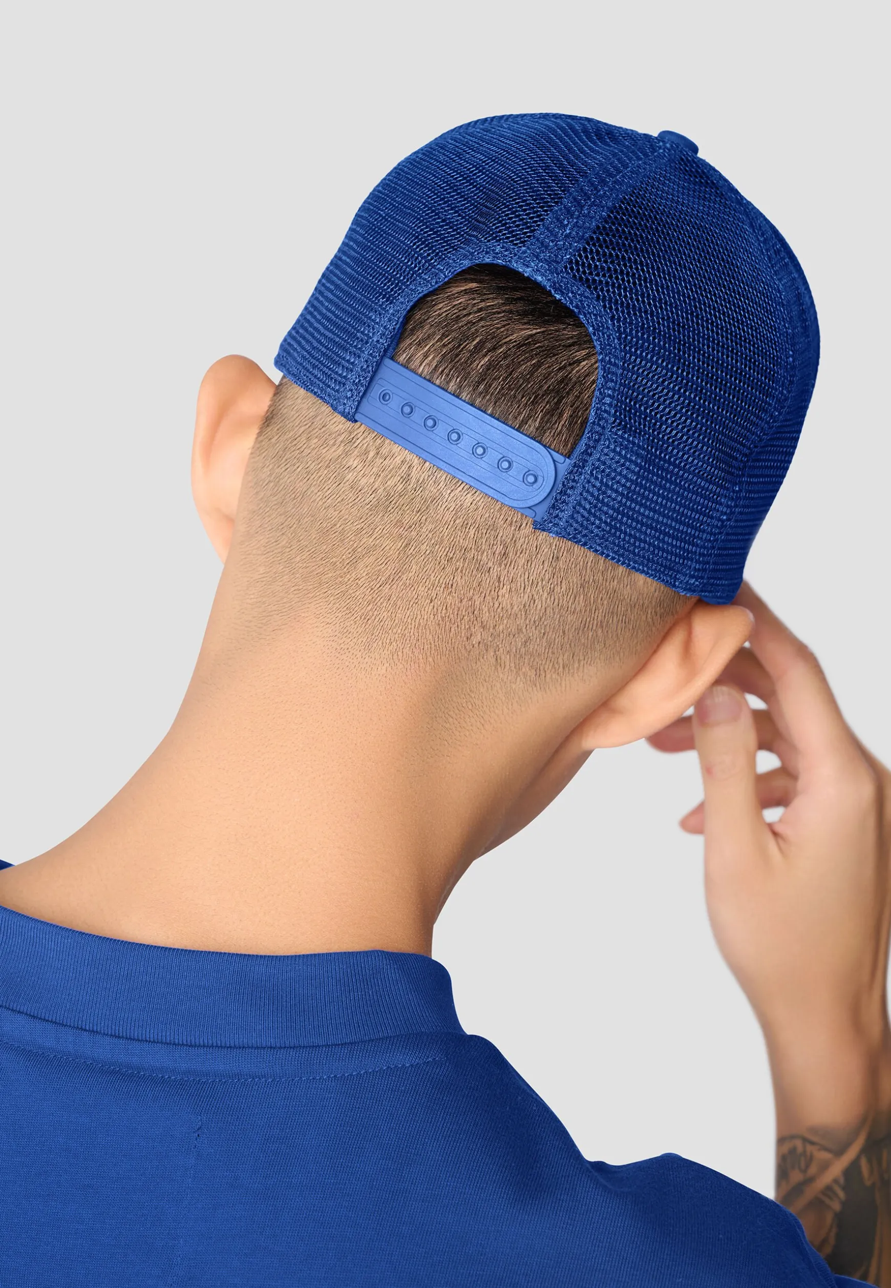 bmw_m_trucker_cap_reflective_3.webp Caps<BMW Lifestyle BMW M Trucker Cap Reflective multicolor