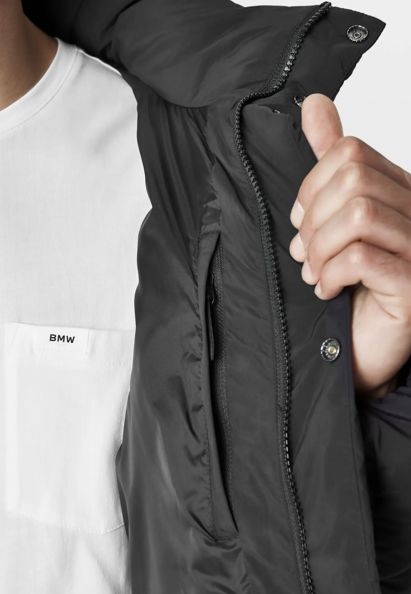 Jackets<BMW Lifestyle BMW Offset Tag Insulation Jacket black